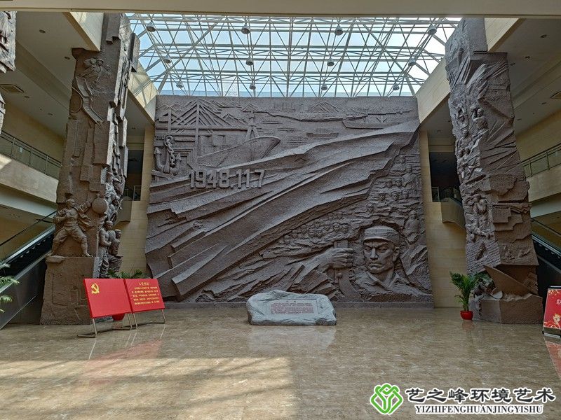玻璃钢大型浮雕  连云港革命纪念馆2011.7.1.jpg